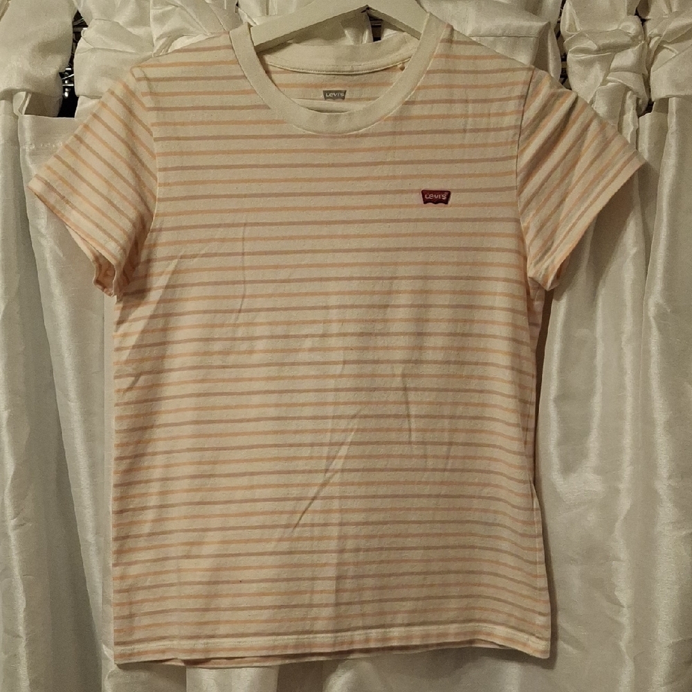 Levi's Woman's Striped Pink T-Shirt Small 💖💖💖💖